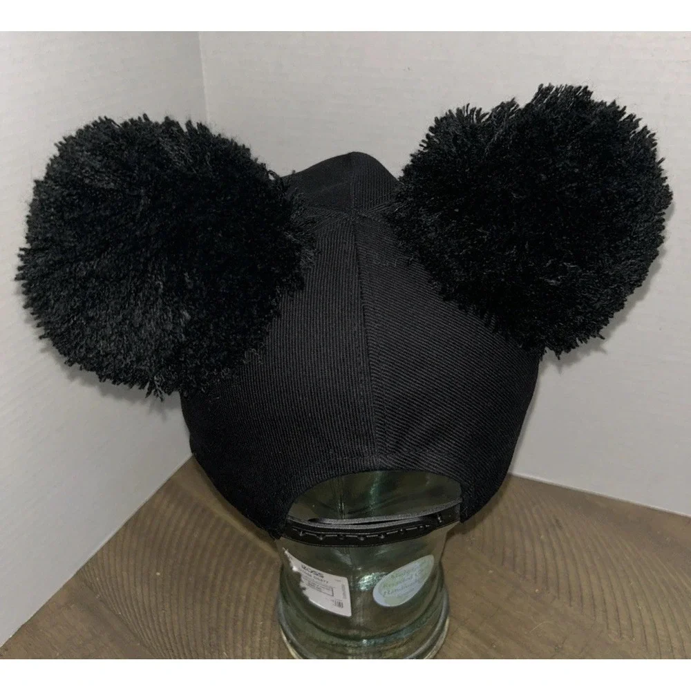 Tokyo Disney Resort limited Mickey Mouse pom-pom‎ cap hat black Sz OSFA Japan